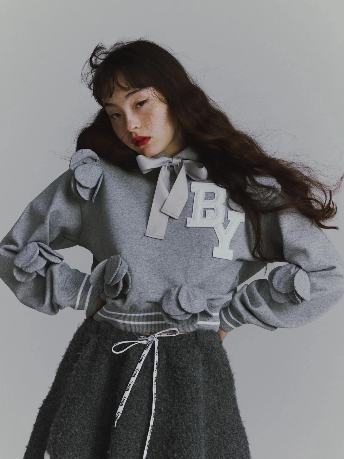 Sweat à capuche à fleurs migno - Anime Merchandise In Japanese avis et prix